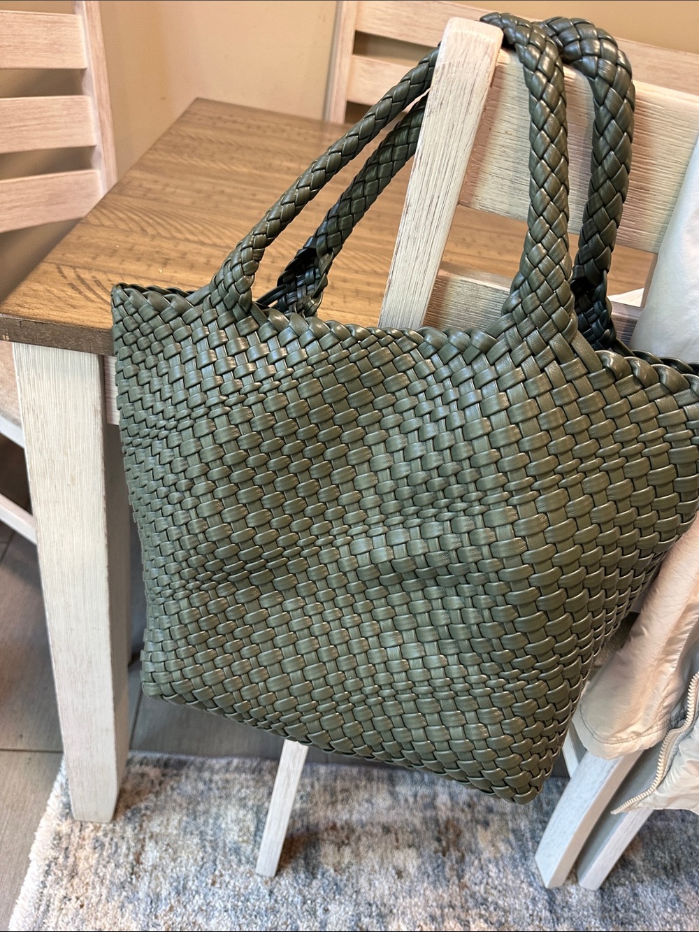 Woven Tote Bag in Olive Green